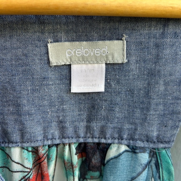 Preloved Sleeveless Blouse, M - Picture 7 of 8